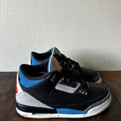 Jordan 3 Rare Air Size 4.5Y