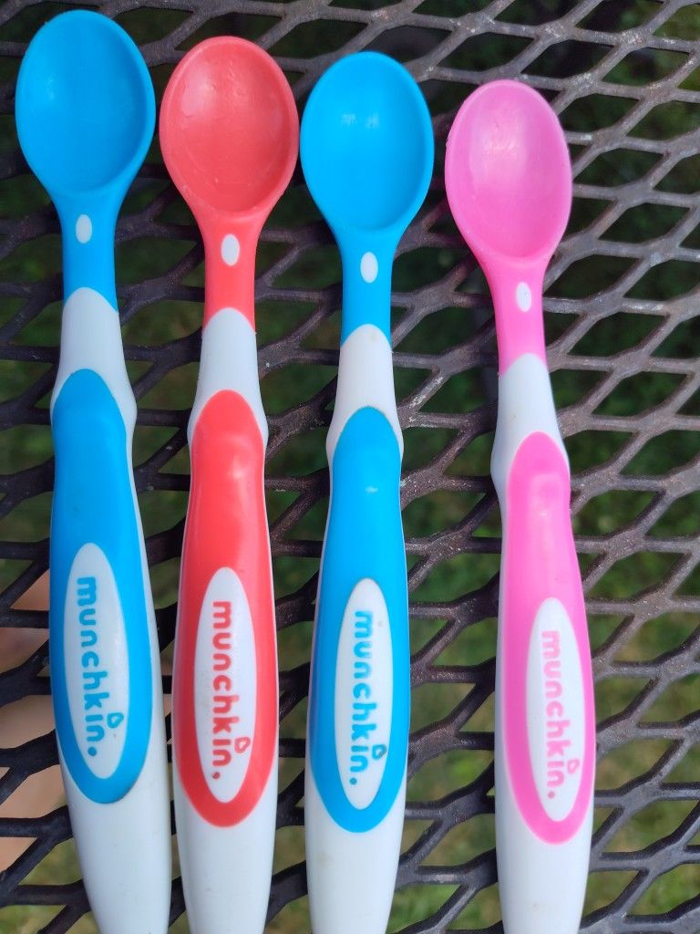 4 Munchkin Baby Spoons