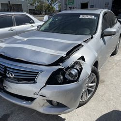 2011 Infiniti G37 For Parts