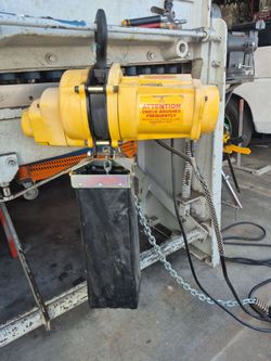 Oz electric chain hoist