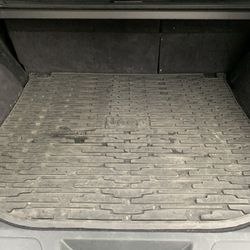 Jeep Grand Cherokee WK2 Cargo Mats And Cover 