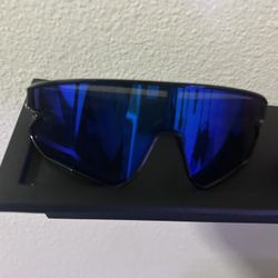 Blue Omitted Sunglasses 
