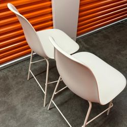 Set of 2 Modern White Bar Stools