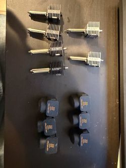 Bambu Lab A1 Maintenance Bundle: AMS Lite Hub, Extruder Parts + 6 Nozzles (0.2, 0.4, 0.6, 0.8)
