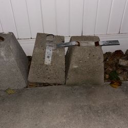 Free Concrete Post  Building Materials