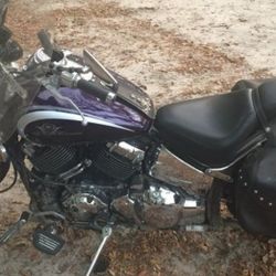 02' Yamaha V STAR