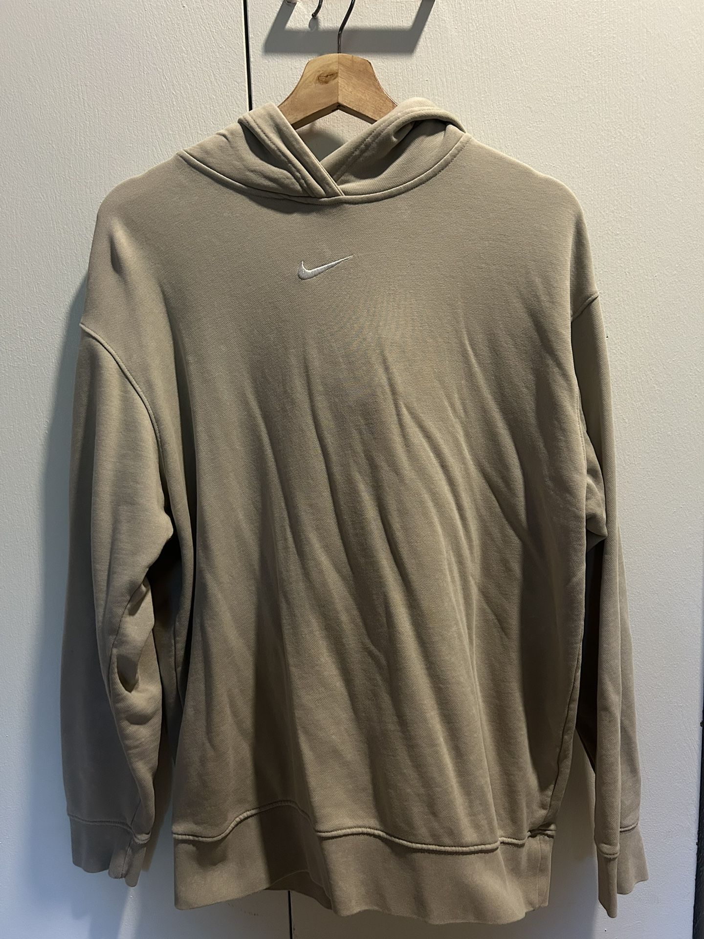 Nike hoodie- Women’s M