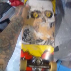 Skateboard $40