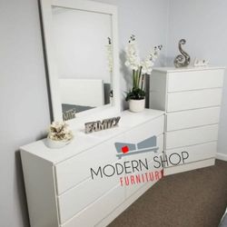 DRESSER WITH MIRROR AND CHEST 