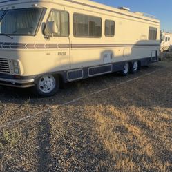 86 Elite Motorhome.Runs Great.40k.33ft  4600obo