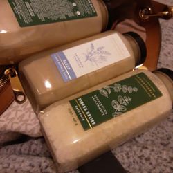 Brand New BATH And Body Works Bubble Bath And Bath Soaks 