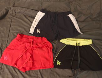 Young LA Shorts - Small
