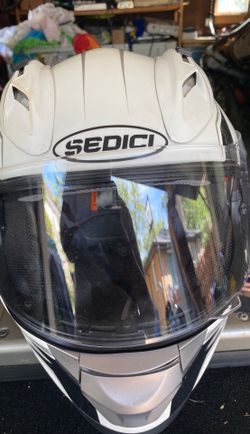 Motorcycle helmet