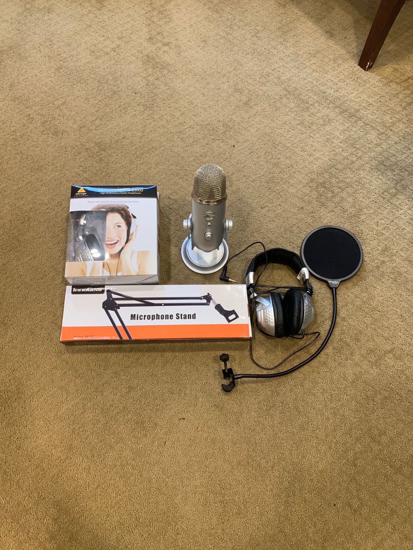 Yeti Blue Mic with 2 sets of Headphones, Mic Stand, and Pop Filter