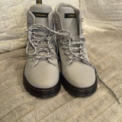 Women’s New Doc Marten Boots Size 9