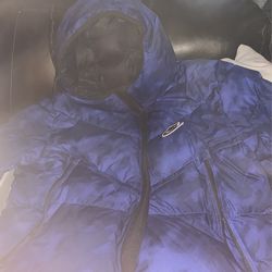 Nike Storm Fit