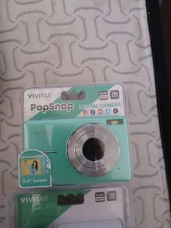 2 unopened never been used vivitar popsnap digital camera pickup only