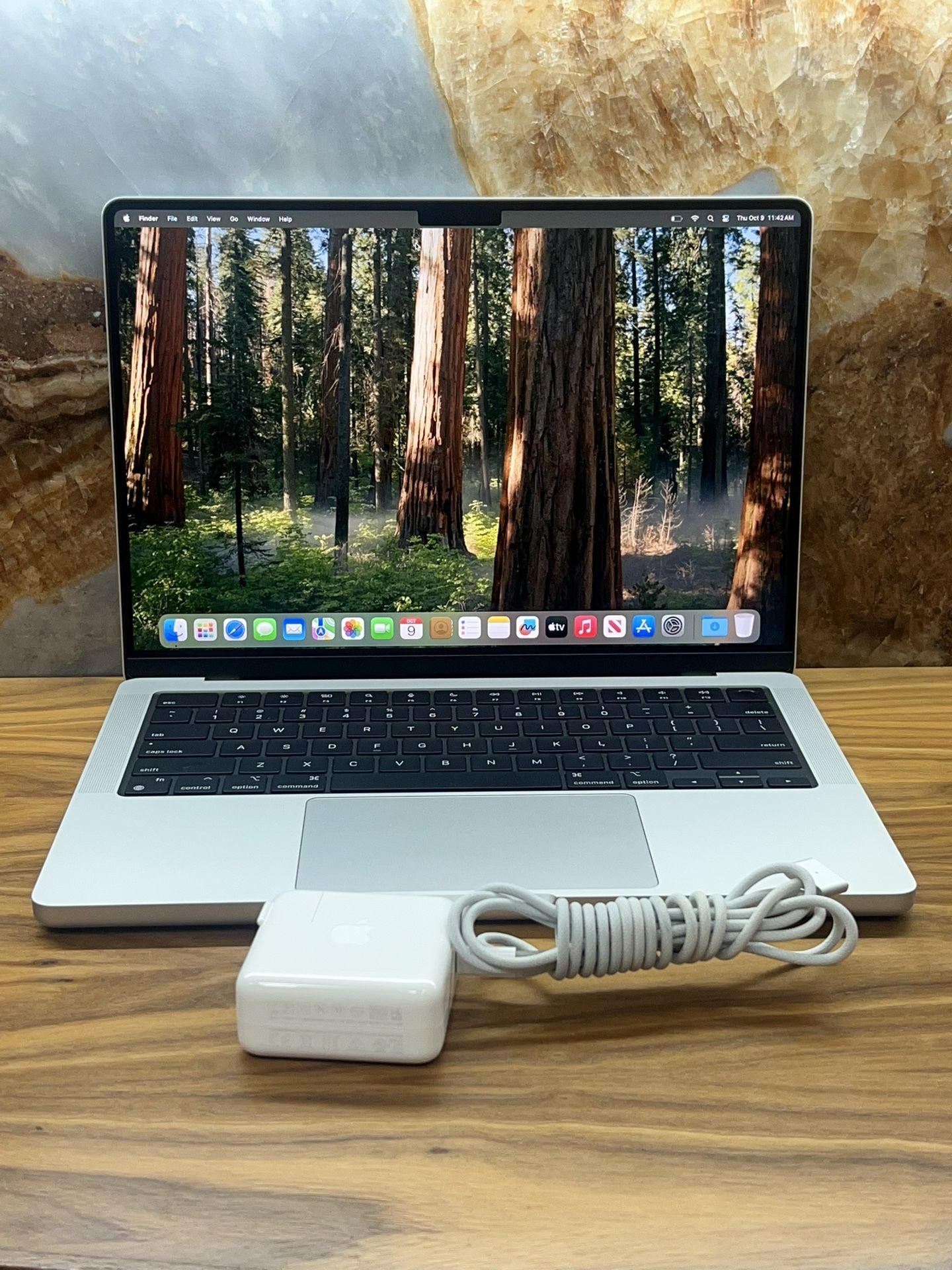 Apple MacBook Pro 2024 Laptop 14 Inch M4 Pro 512 SSD 24 GB RAM 16 GPU A3401 Like NEW!!apple,apple MacBook Pro,M4 Pro Chip,2024 MacBook Pro M4 Pro