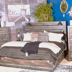 Queen Bedroom Group - New Set