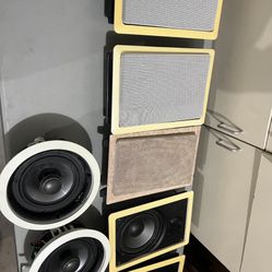 In Wall Speakers 