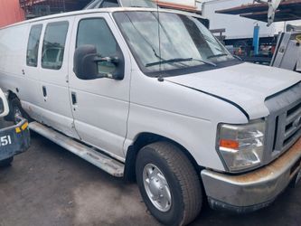 2010 Ford E250 For Parts