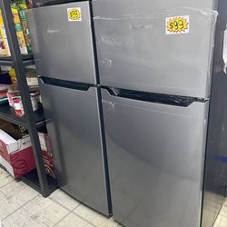 Mini Fridges For Sale!