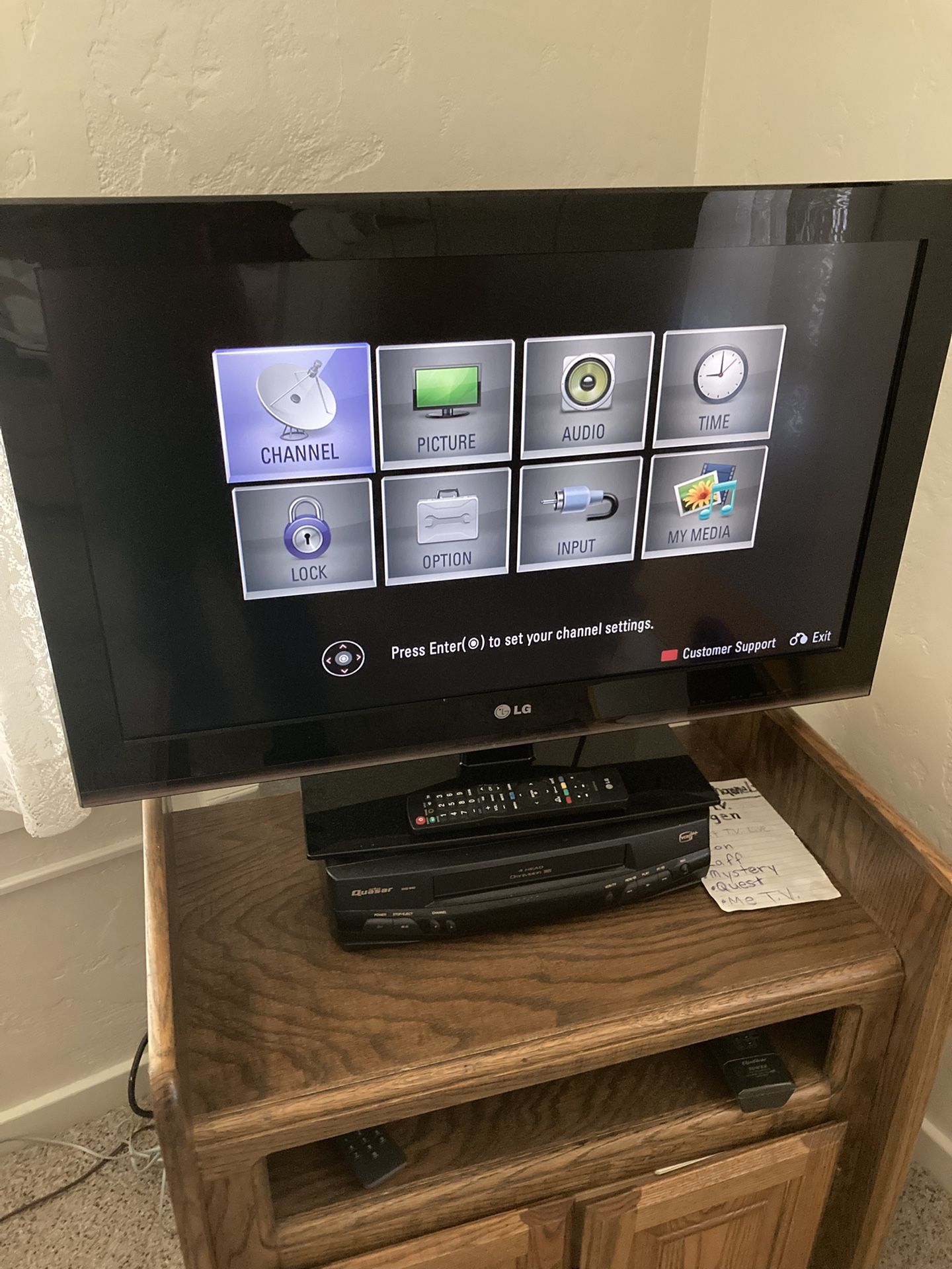 32” TV with remote