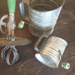 Vintage Sifter & Mixer