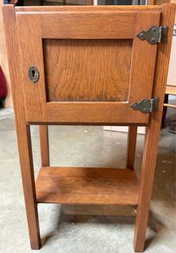 Antique smoking stand / humidor