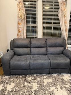 Power Reclining living room set  must go by this weekend