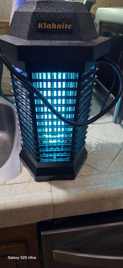 Bug zapper Klahaite