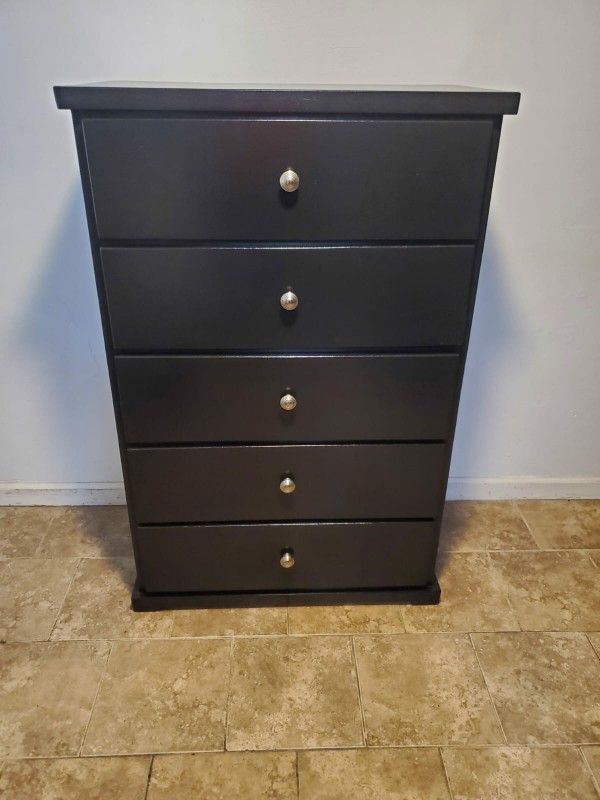 Chest Of Drawers 31 x 18 x 49