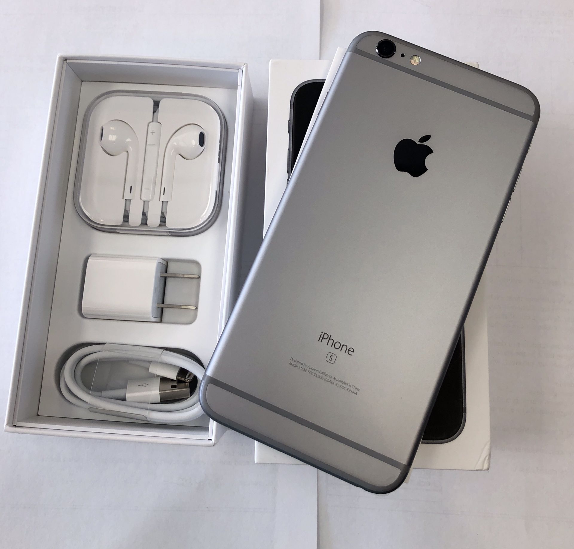 iPhone 6s Plus 32GB Unlocked Excellent Condition