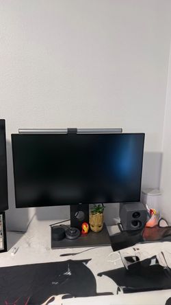 Dell U2717D IPS 27" QHD Wide 1440p UltraSharp InfinityEdge Slim Widescreen LED LCD Monitor VESA