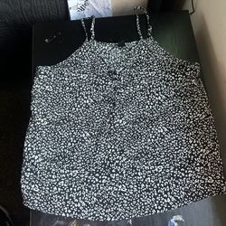 Women’s Clothing 