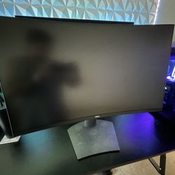 32” Dell Curved Gaming Monitor - 1440p/165hz