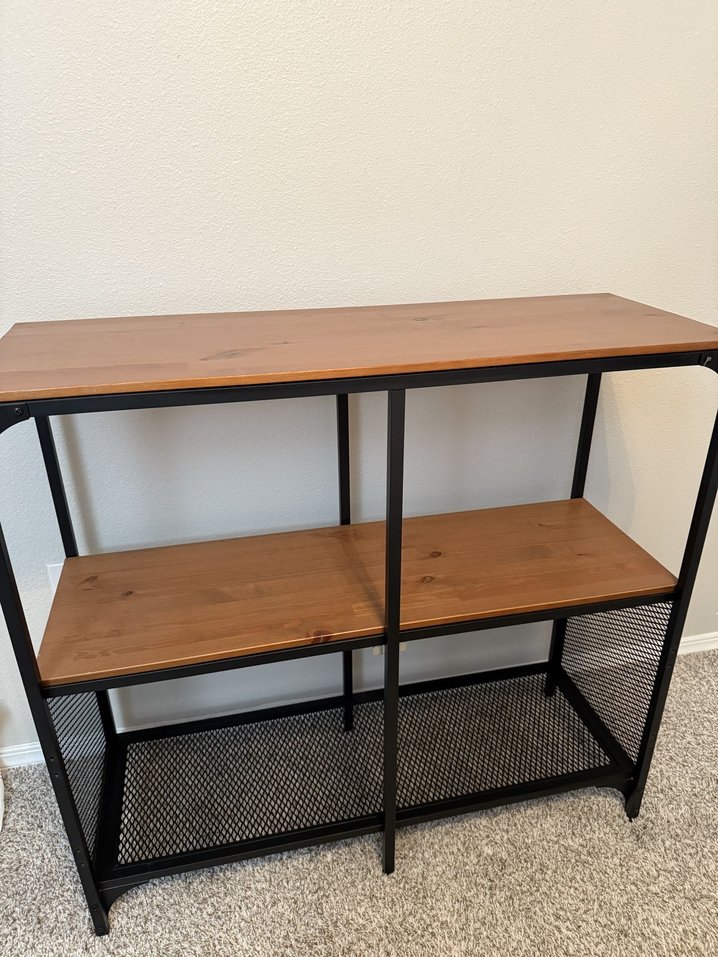 IKEA FJÄLLBO