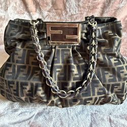 Fendi FF Logo Shoulder Bag Excellent Condition 