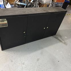 US General hanging tool cabinet