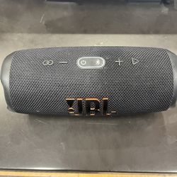 JBL Charge 5 Speaker 