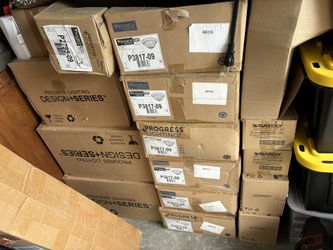 Miscellaneous Light Fixtures/ Bulbs