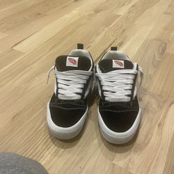 Vans Knu Skool