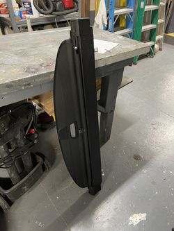 Mercedes Benz hatchback, privacy cover