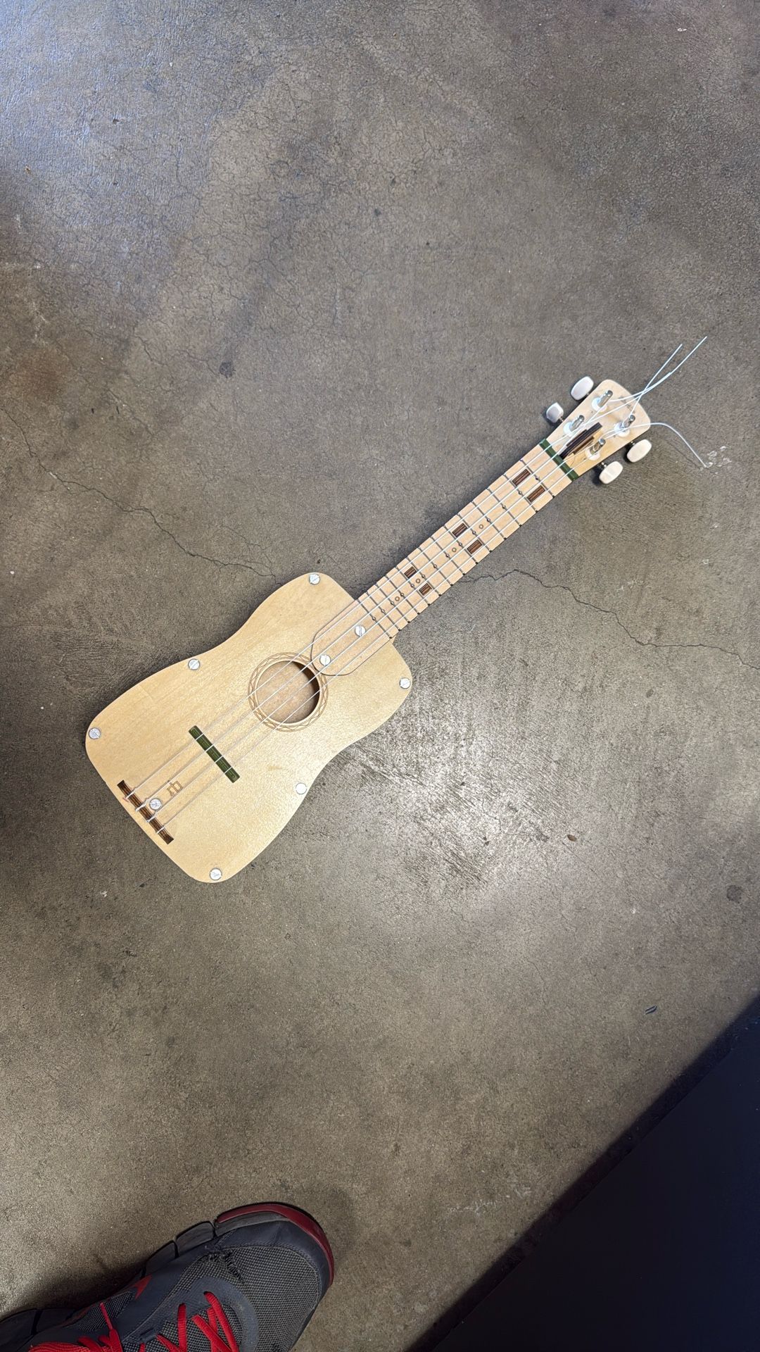 Ukulele KiwiCo