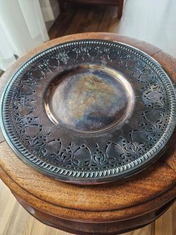Vintage Benedict Silver-Plated Decorative Serving Plate – No. 666