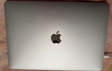 Apple MacBook Pro 13 in 2018 Space gray