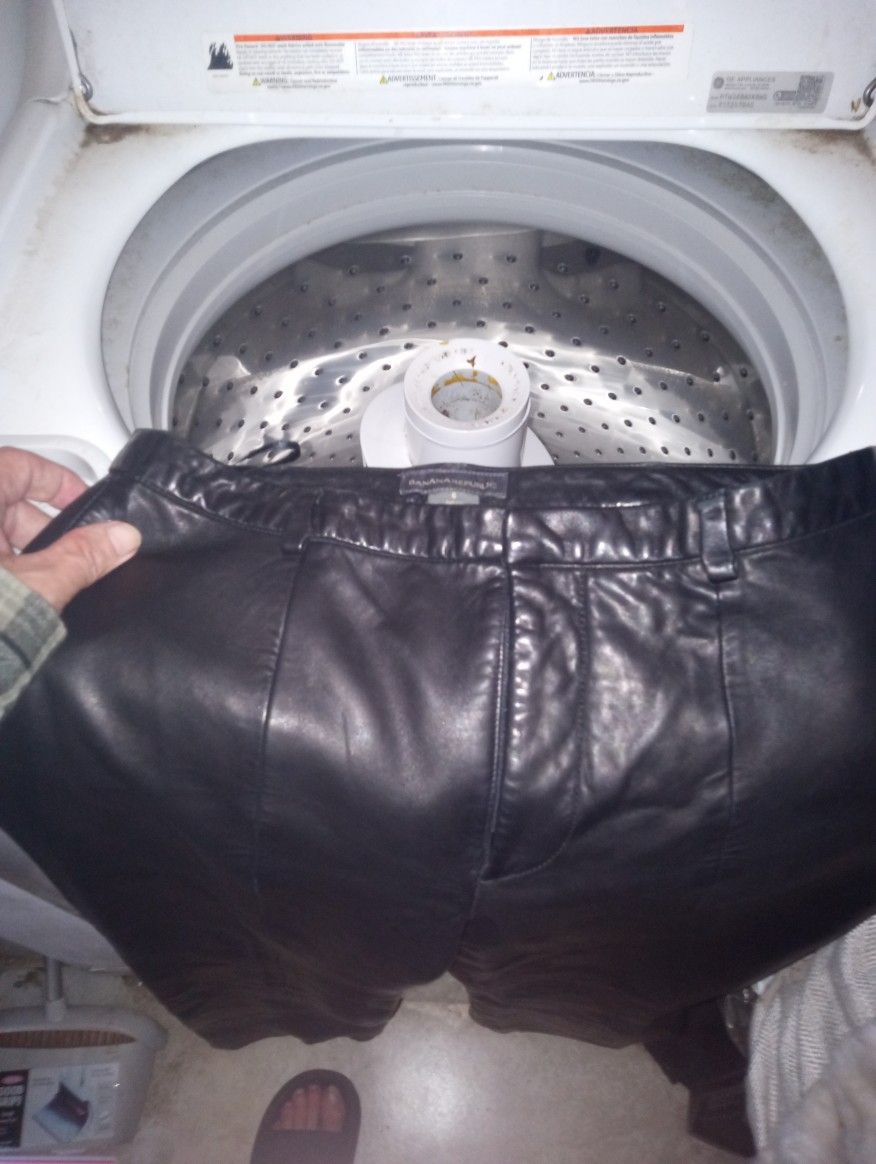 Leather Pants Size Medium $20 Cash