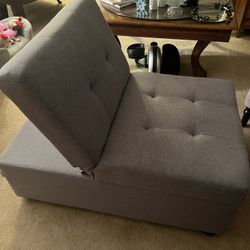 Collapsable Plush Ottoman