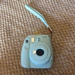 Fujifilm Instax Mini 9 Instant Camera – Light Blue