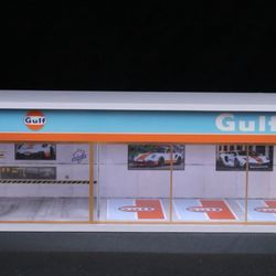 1:64 Gulf Garage 
